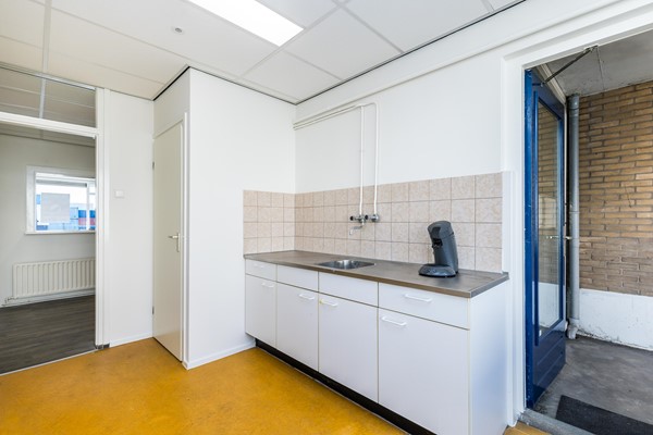 Medium property photo - Smirnoffweg 34, 3088 HE Rotterdam